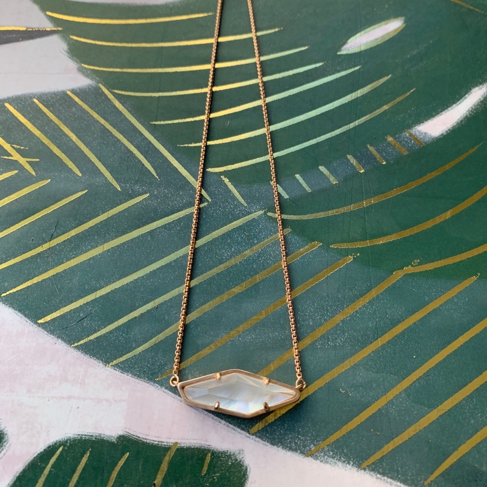 Kendra Scott Beth necklace rose gold ivory pearl